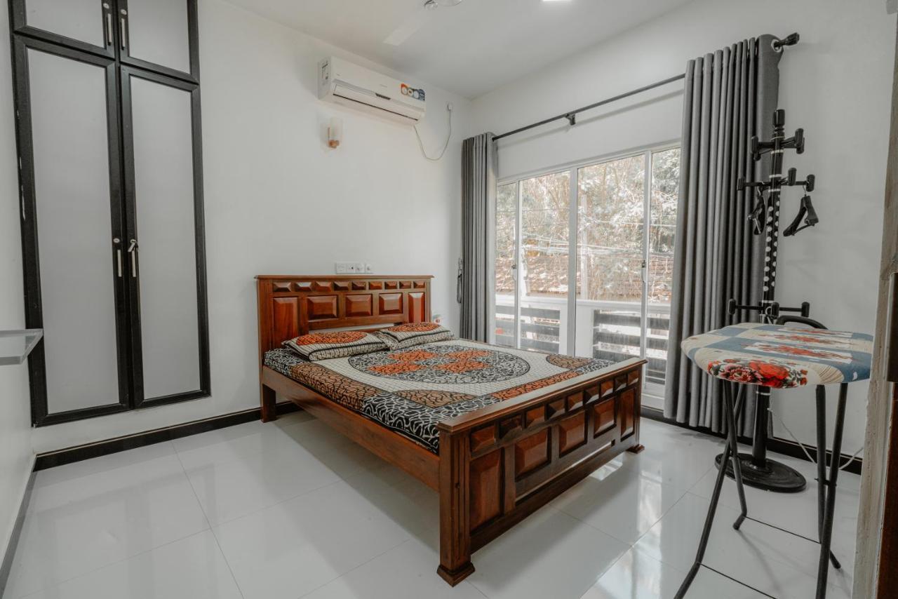 Sri Construction Circuit Bungalow 바티칼로아 외부 사진